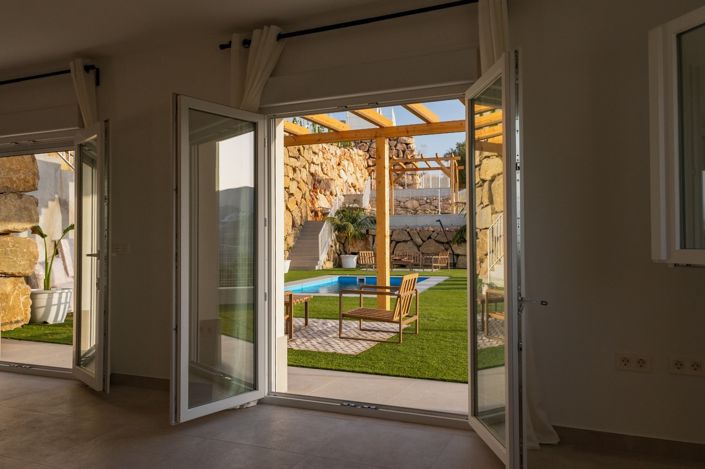 Image No.12-4 Bed Villa for sale