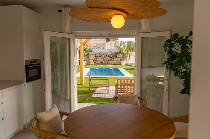 Image No.6-4 Bed Villa for sale