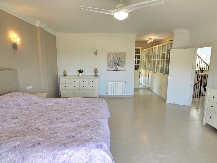 Image No.38-Villa de 4 chambres à vendre à Los Romanes