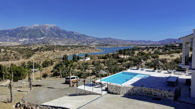 1385-villa-for-sale-in-los-romanes-49294-larg