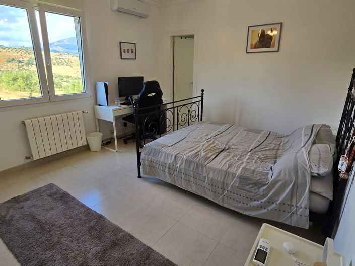 Image No.44-Villa de 4 chambres à vendre à Los Romanes