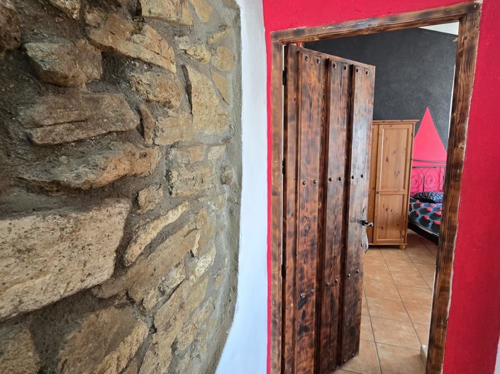 Image No.17-2 Bed Villa for sale