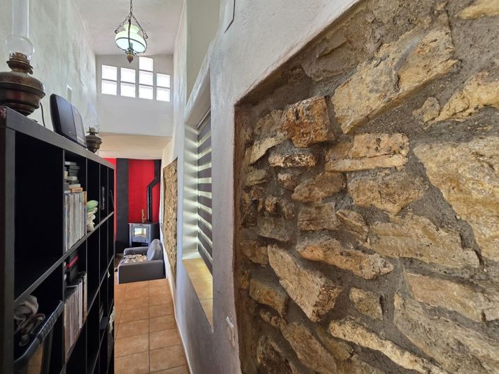 Image No.25-2 Bed Villa for sale