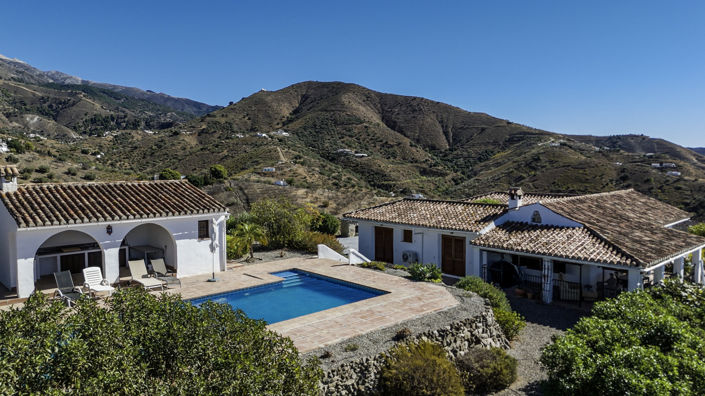 Image No.3-4 Bed Villa for sale