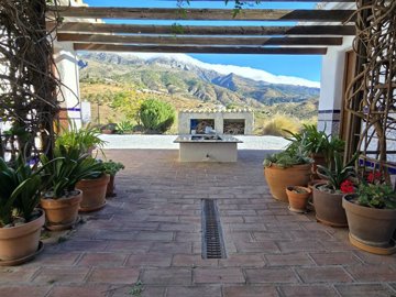 1395-villa-for-sale-in-canillas-de-aceituno-4