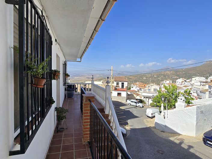 Image No.21-Maison de village de 6 chambres à vendre à Alcaucín