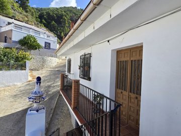 1397-village-house-for-sale-in-alcaucin-49884