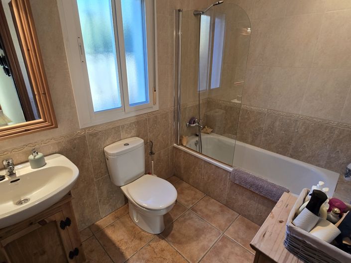 Image No.34-3 Bed Villa for sale