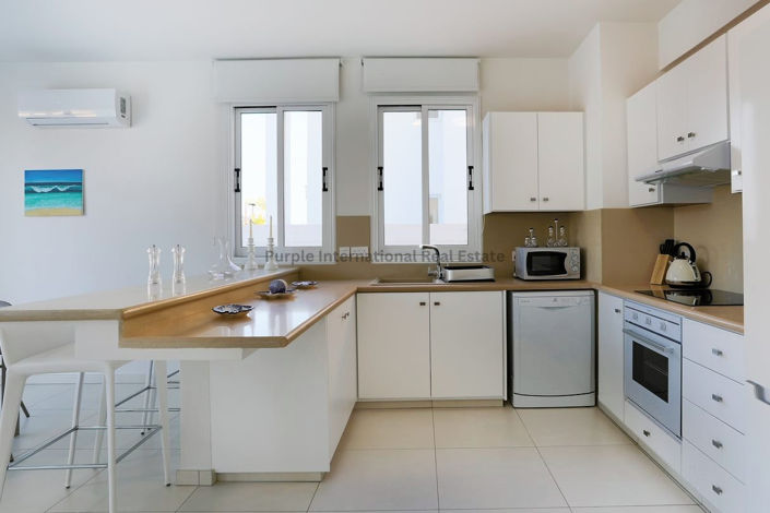 Image No.7-3 Bed Villa for sale