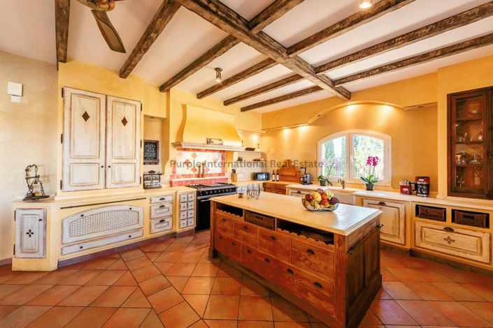 Image No.15-5 Bed Villa for sale