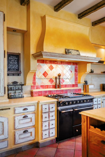 Image No.17-5 Bed Villa for sale