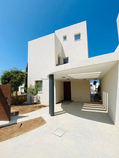 Image No.30-3 Bed Villa for sale