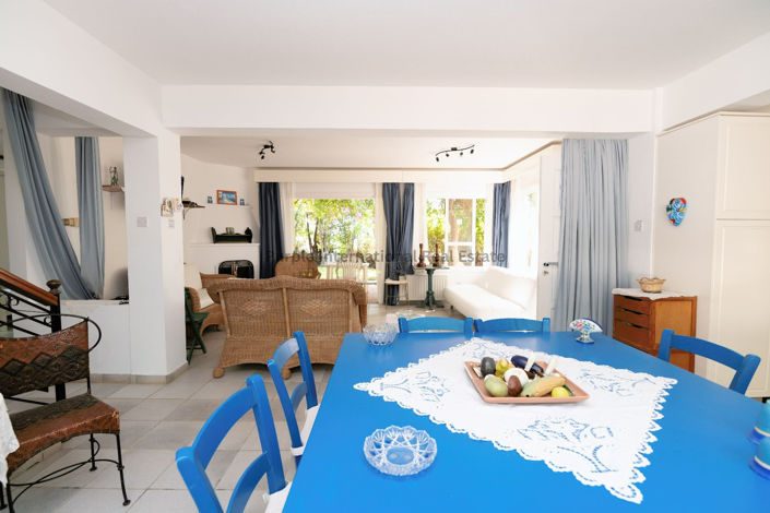 Image No.6-3 Bed Villa for sale