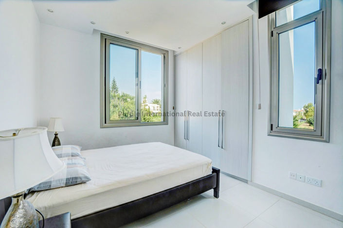 Image No.15-5 Bed Villa for sale