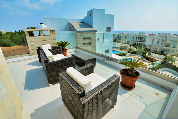 Image No.5-5 Bed Villa for sale