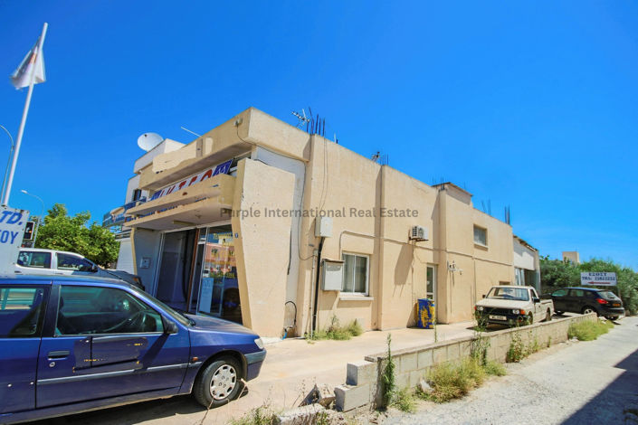 Image No.3-Commercial à vendre à Paralimni