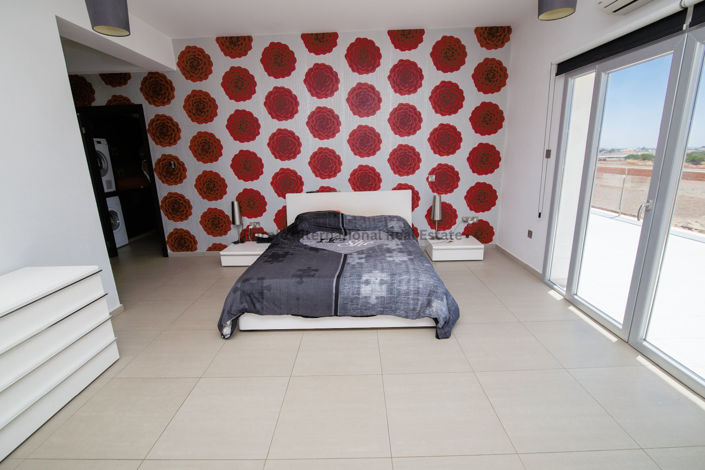 Image No.13-4 Bed Villa for sale