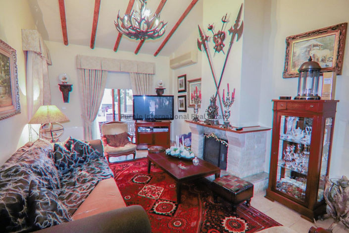 Image No.18-5 Bed Villa for sale