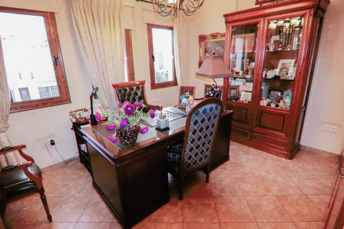 Image No.29-5 Bed Villa for sale