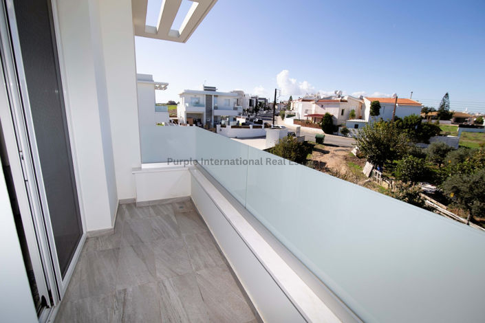 Image No.18-4 Bed Villa for sale