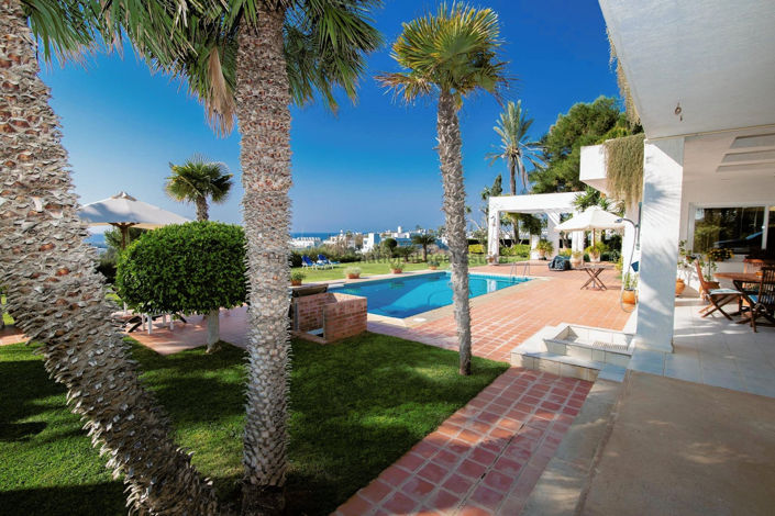 Image No.21-3 Bed Villa for sale