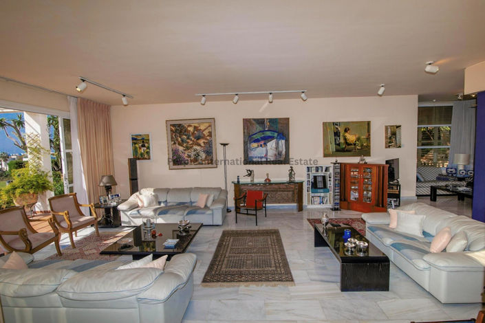 Image No.3-3 Bed Villa for sale