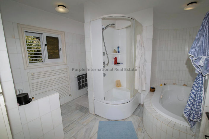 Image No.33-3 Bed Villa for sale