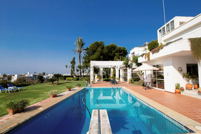 Image No.22-3 Bed Villa for sale