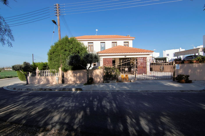 Image No.44-4 Bed Villa for sale