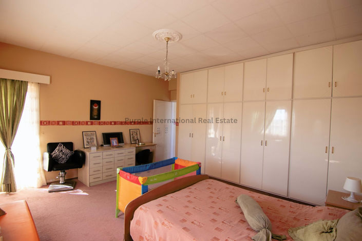 Image No.27-5 Bed Villa for sale