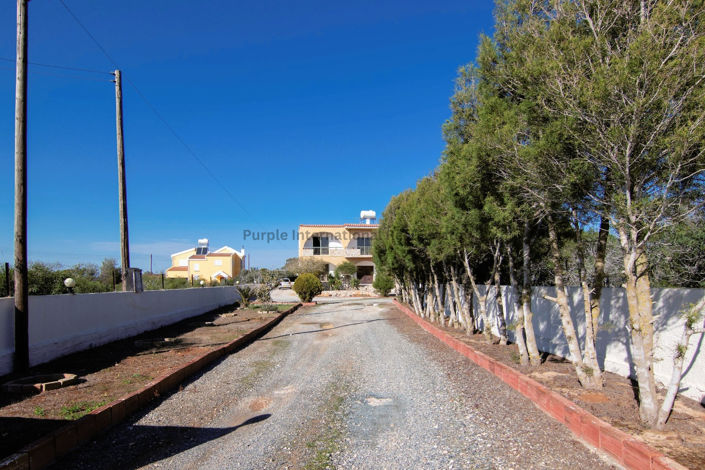 Image No.32-5 Bed Villa for sale