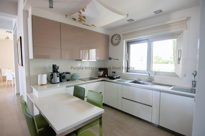 Image No.6-7 Bed Villa for sale