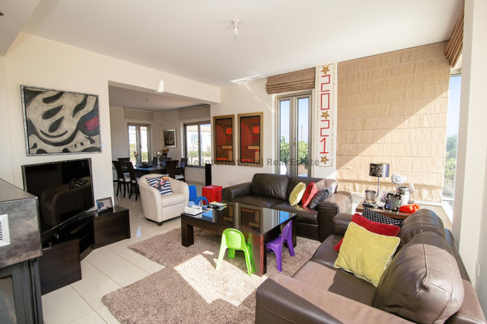 Image No.16-5 Bed Villa for sale