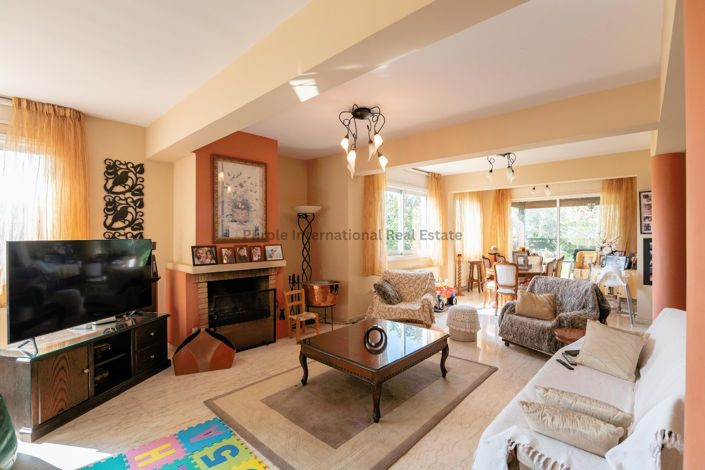 Image No.3-4 Bed Villa for sale