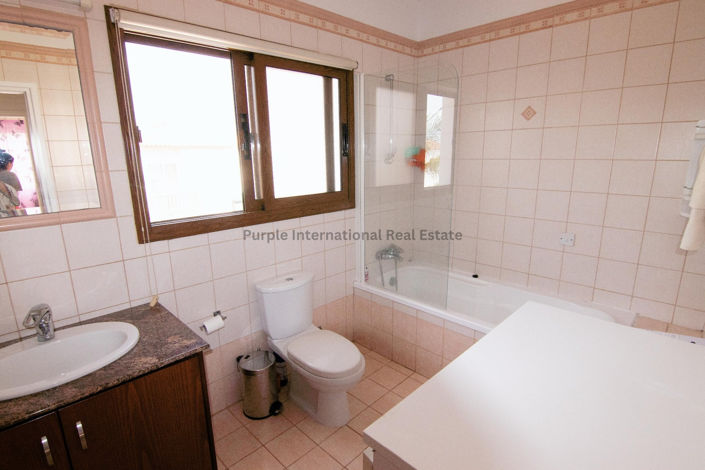 Image No.14-2 Bed Villa for sale