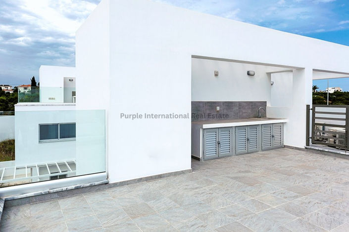 Image No.17-3 Bed Villa for sale