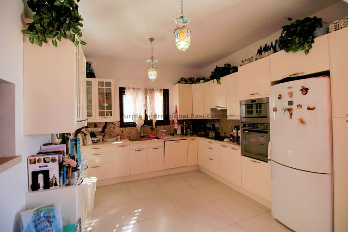 Image No.9-7 Bed Villa for sale