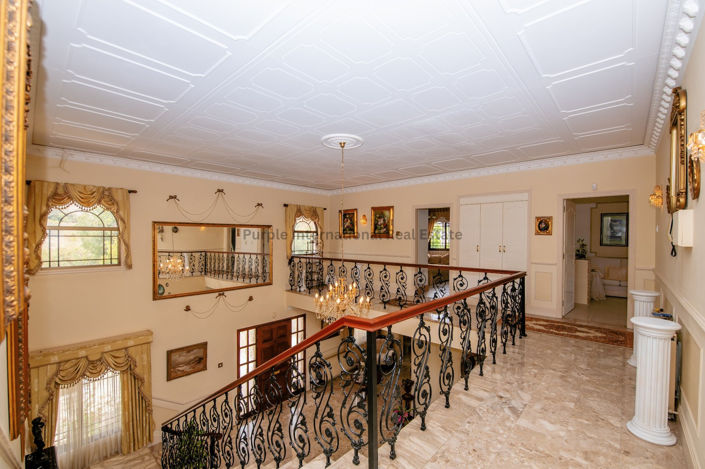 Image No.14-5 Bed Villa for sale