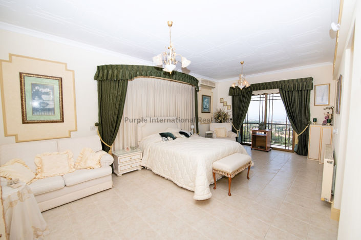 Image No.15-5 Bed Villa for sale