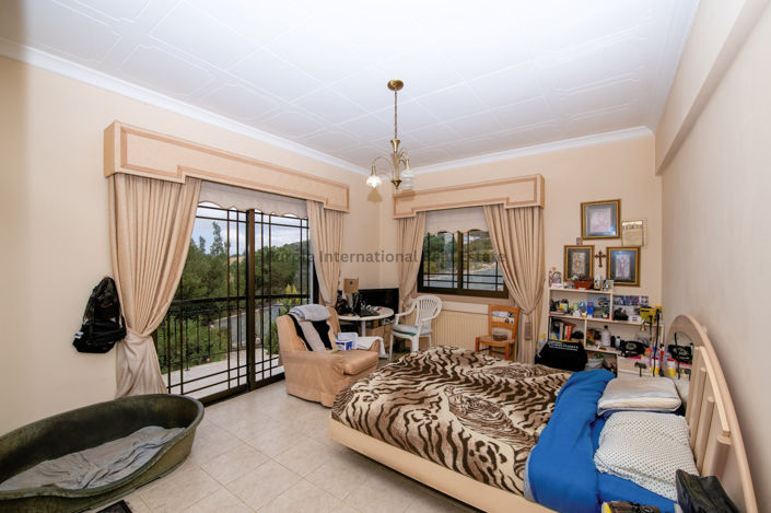 Image No.25-5 Bed Villa for sale