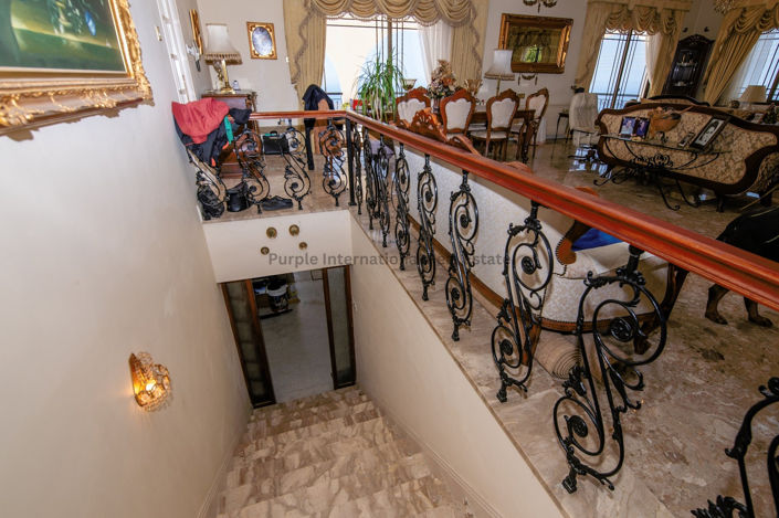 Image No.30-5 Bed Villa for sale