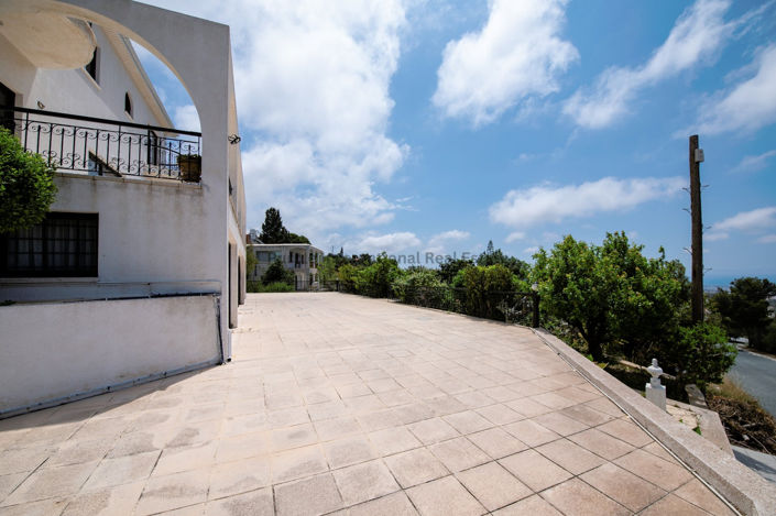 Image No.52-5 Bed Villa for sale