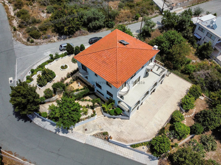 Image No.58-5 Bed Villa for sale