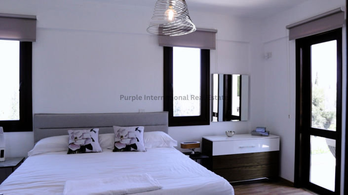 Image No.8-4 Bed Villa for sale