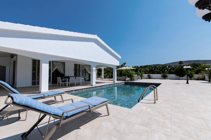 Image No.25-Villa de 4 chambres à vendre à Sea Caves