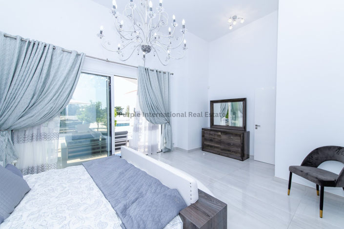 Image No.35-Villa de 4 chambres à vendre à Sea Caves