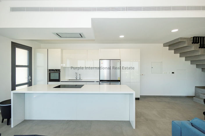 Image No.3-Villa de 4 chambres à vendre à Agios Athanasios