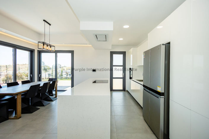 Image No.35-Villa de 4 chambres à vendre à Agios Athanasios