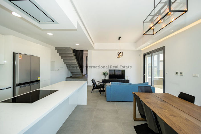 Image No.40-Villa de 4 chambres à vendre à Agios Athanasios