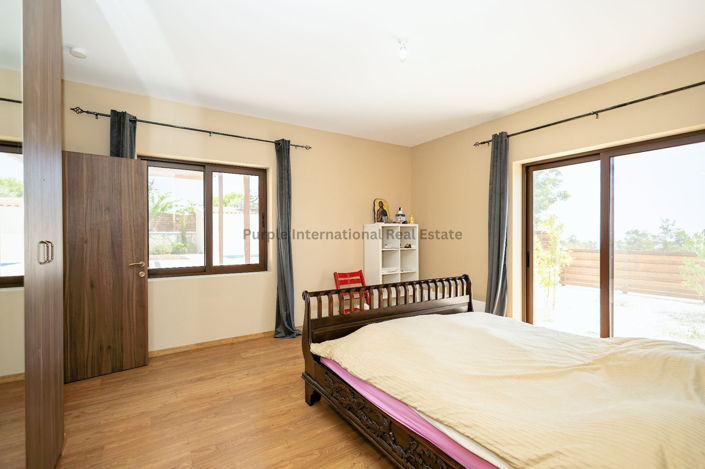 Image No.16-5 Bed Villa for sale